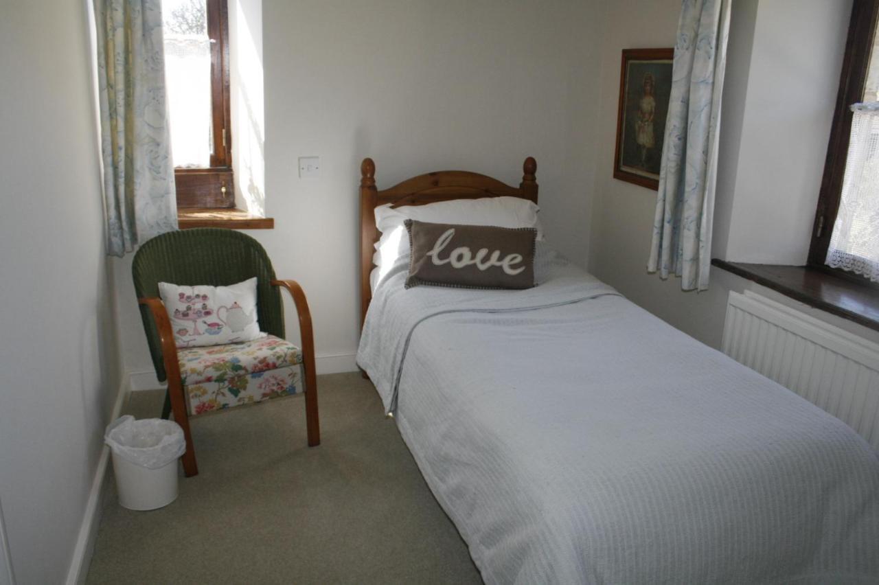 Fosse Farmhouse Holiday Cottages Chippenham  Zewnętrze zdjęcie