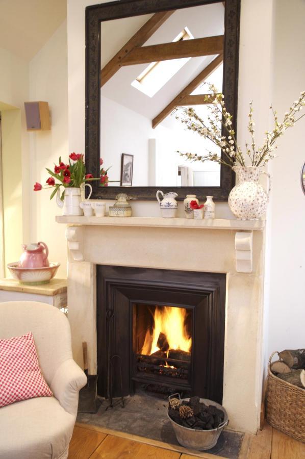 Fosse Farmhouse Holiday Cottages Chippenham  Zewnętrze zdjęcie
