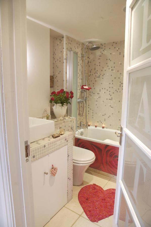 Fosse Farmhouse Holiday Cottages Chippenham  Zewnętrze zdjęcie
